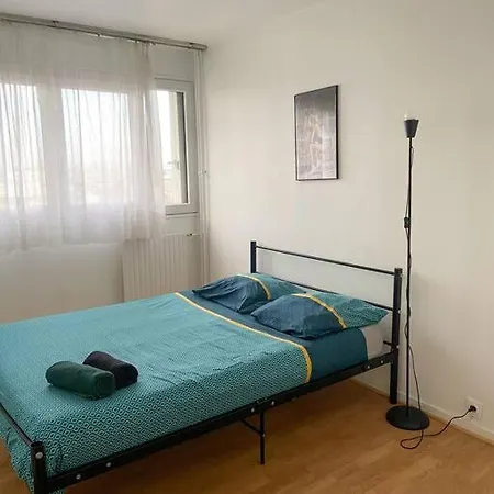 En Hauteur - Proche Paris Lägenhet
